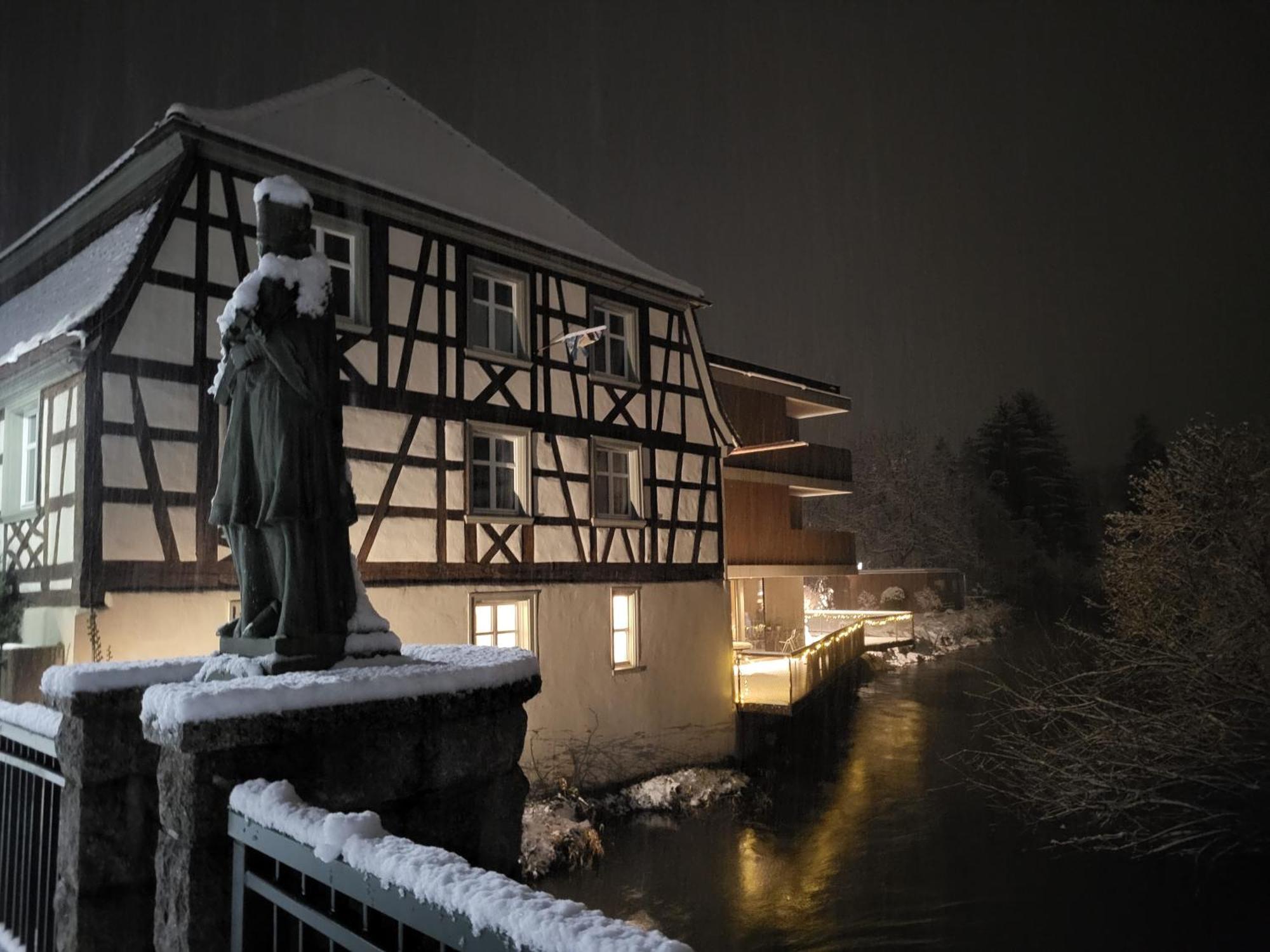 Sternen Bohlingen Aparthotel Exterior foto